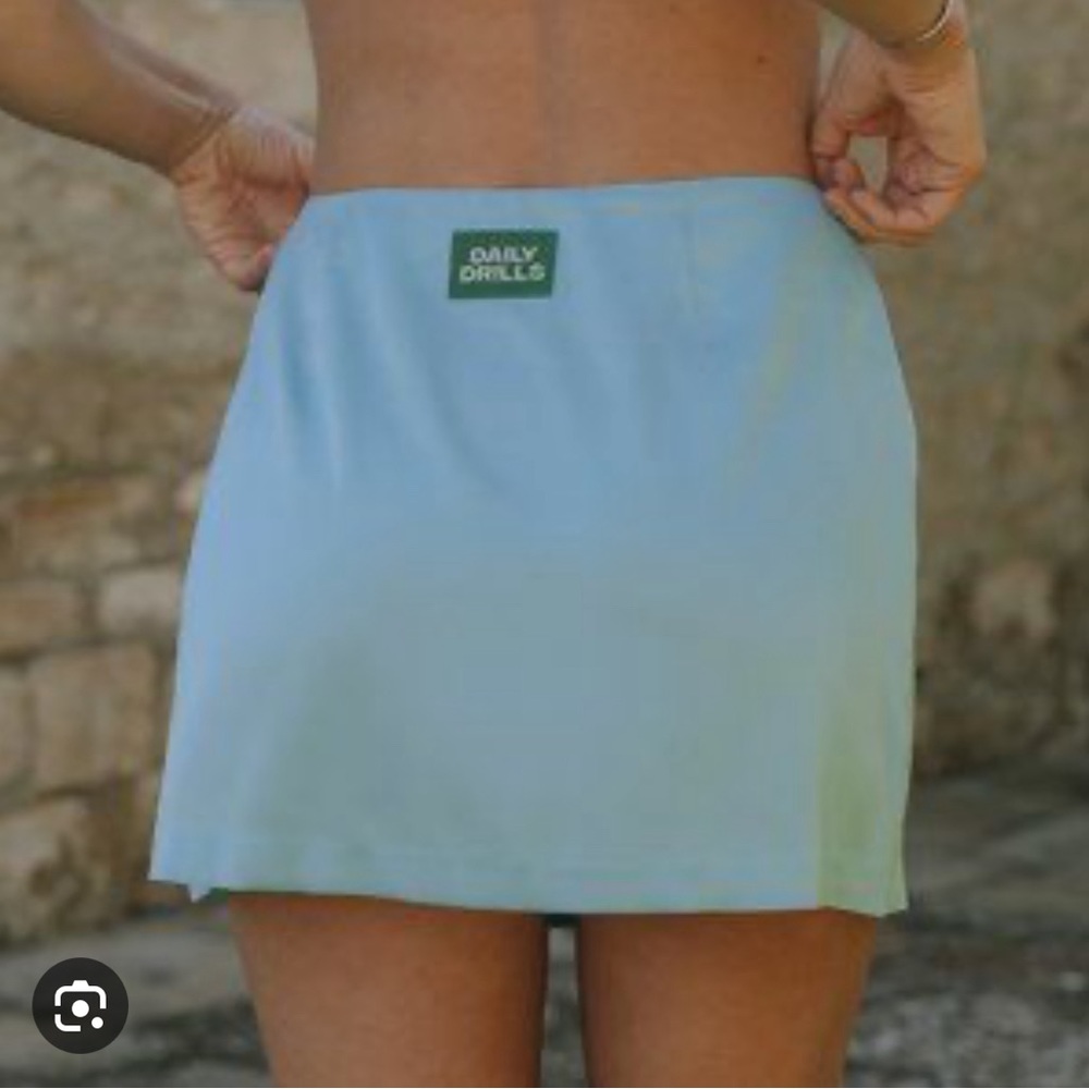 NWOT Daily Drills blue silky mini skirt